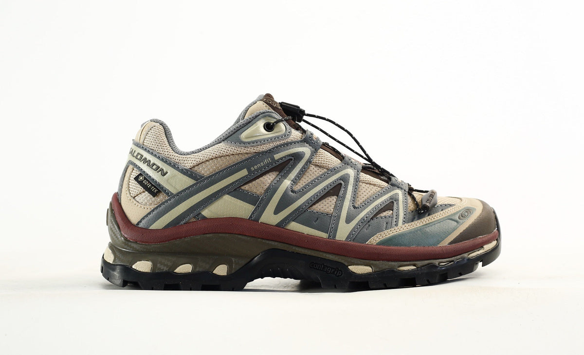 Salomon XT-Quest GORE-TEX Waterproof Trail Running & Hiking Shoes，“Black/Delicioso/Green Jacket”