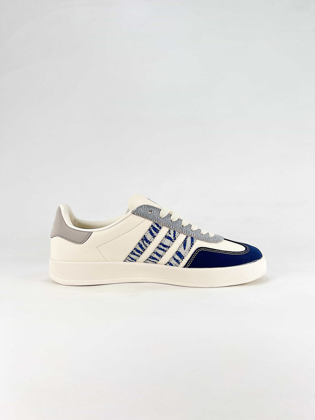 Adidas Gazelle "Cream Navy"-Classic sneakers，Adidas Women's Shoe Sale / Men's Shoe Sale