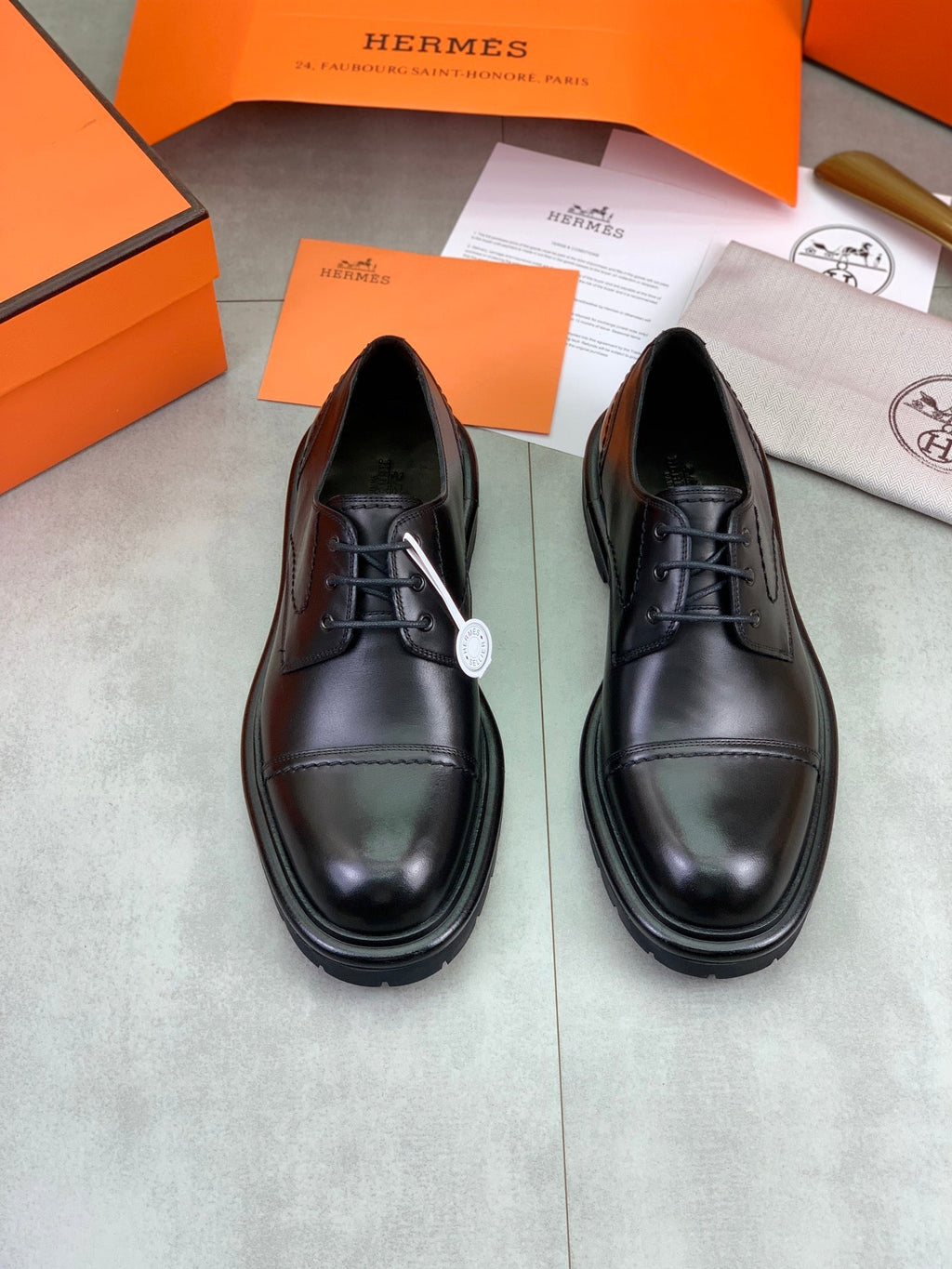 Hermès Men's Cap Toe Derby Shoes "Black" Smooth Leather Thick Lug Sole Casual Dress Shoes