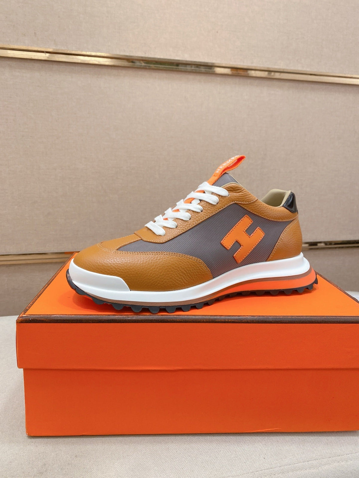 Hermès Trail Sneaker "Tan" Leather Mesh Men Casual Sneakers