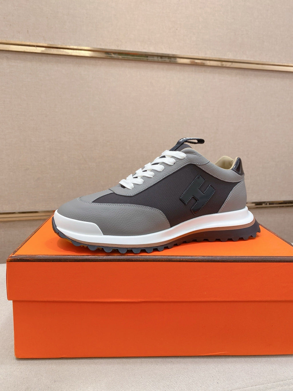 Hermès Trail Sneaker "Grey" Leather Mesh Men Casual Sneakers