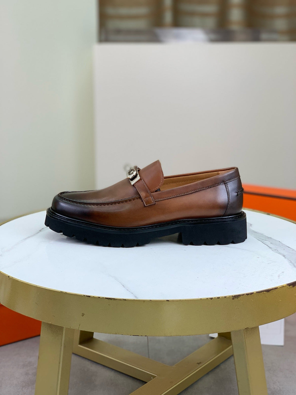 Hermes Group Series "Brown" Patina Leather Kelly Buckle Men Chunky Loafers