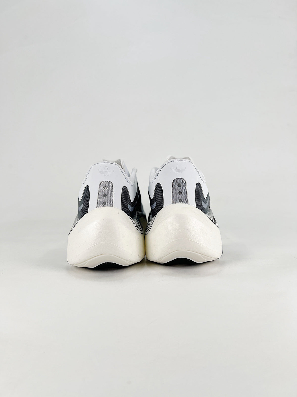 adidas Hyperboost "White Black" Unisex Running Shoes-Classic sneakers，Adidas Women's Shoe Sale / Men's Shoe Sale
